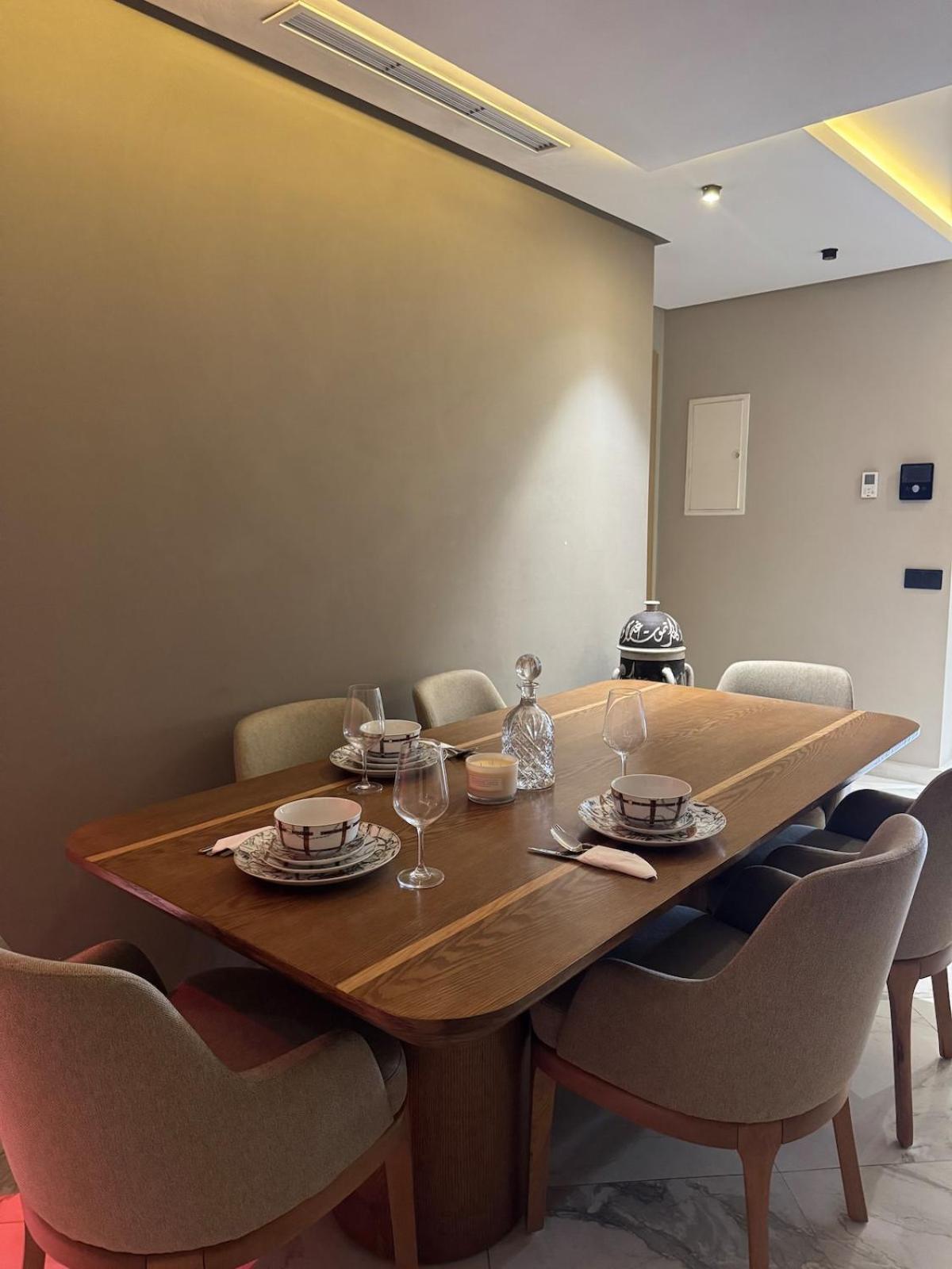Malabata Hills Sea View 3 Bedroom Apartment *
